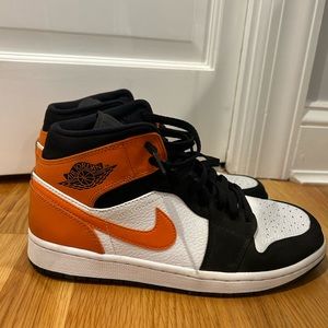 Air Jordan 1 Mid Shattered Backboard